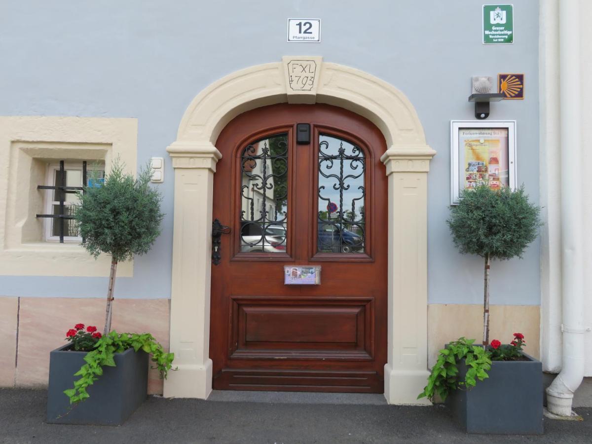 Апартаменты Buergerhaus Martinecz Бад-Радкерсбург Экстерьер фото